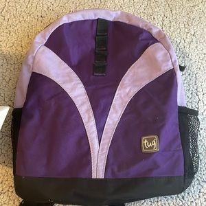 Purple tug back pack